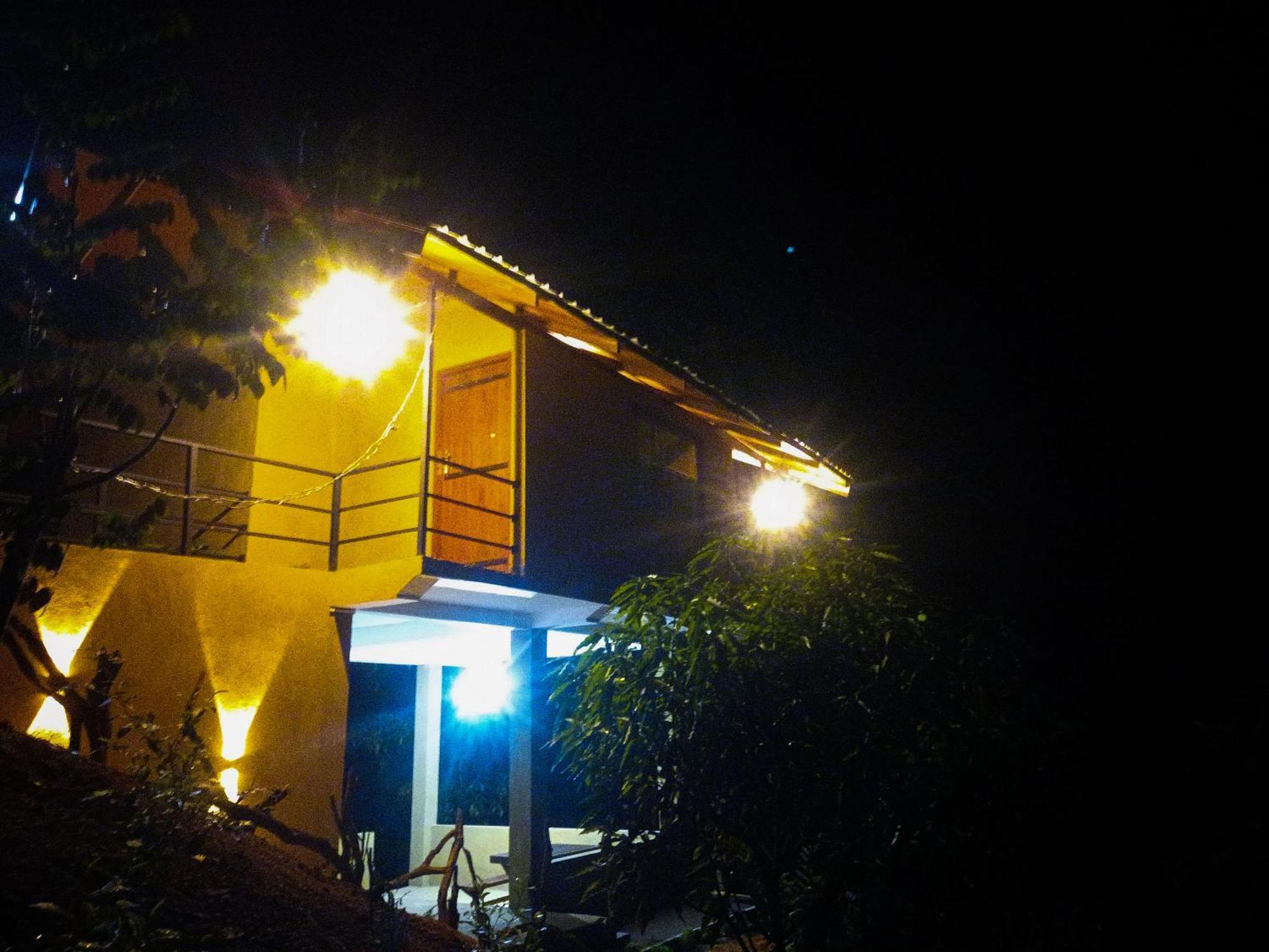 Sunshine Forest Lodge - Sinharaja Deniyaya Buitenkant foto